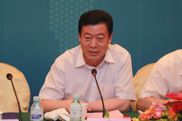 中国矿业大学(北京)副校长孙继平,范迅,姜耀东出席会议协同创新中心